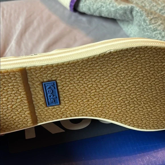 Keds White Cream Sneakers Classic Canvas Style - Picture 5 of 6